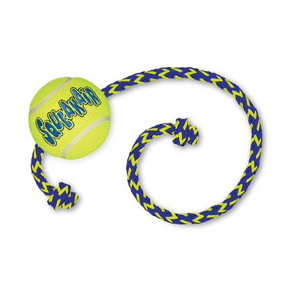 Pelota SqueakAir con cuerda